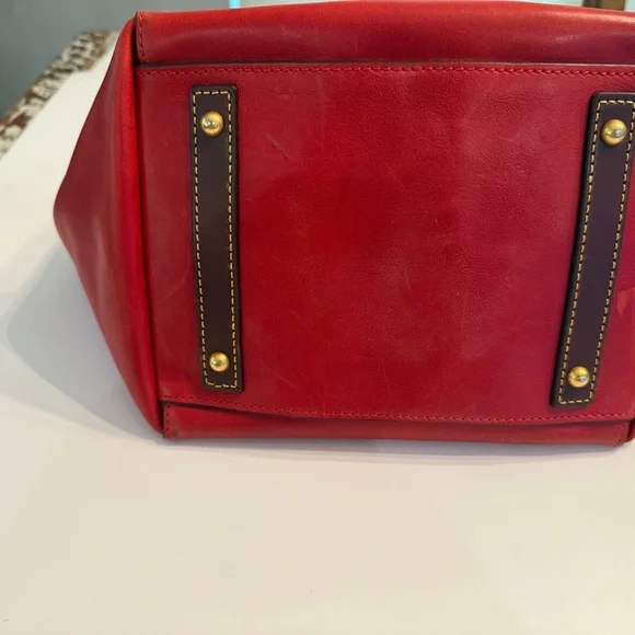 Dooney & Bourke Florentine Leather East-West Shopper Tote - Picture 5 of 7